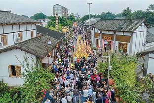 乌度卡：阿门-汤普森&惠特摩尔能互补 他俩给二阵容带来助推力